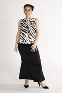 Alma bluse sort og hvid zebra