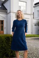 Evita marineblå babyfløjlskjole