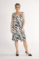 Dalia kort sort og hvid zebra kjole