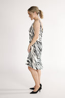 Dalia kort sort og hvid zebra kjole