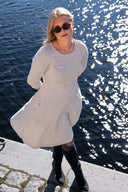 Denise beige kjole