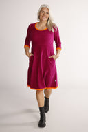 Nille-kjole i pink og orange