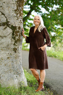 Petra brun velourkjole
