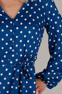 Mette blå polkadot kjole