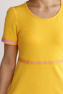 Pauline gul og rosa kjole
