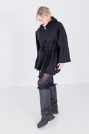 Hailey ullponcho i sort
